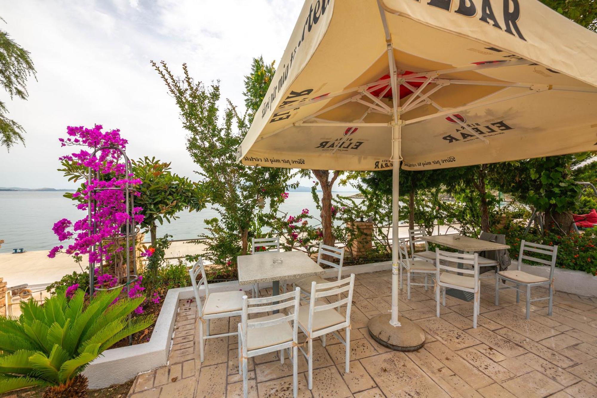 Apartments Cikuli Sarande Bagian luar foto