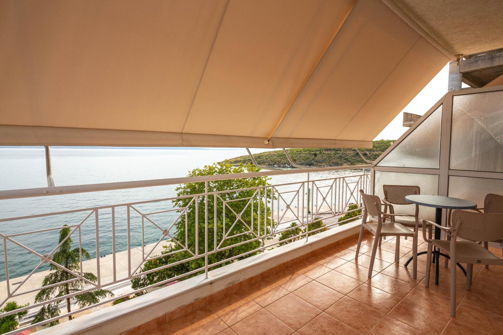 Apartments Cikuli Sarande Bagian luar foto