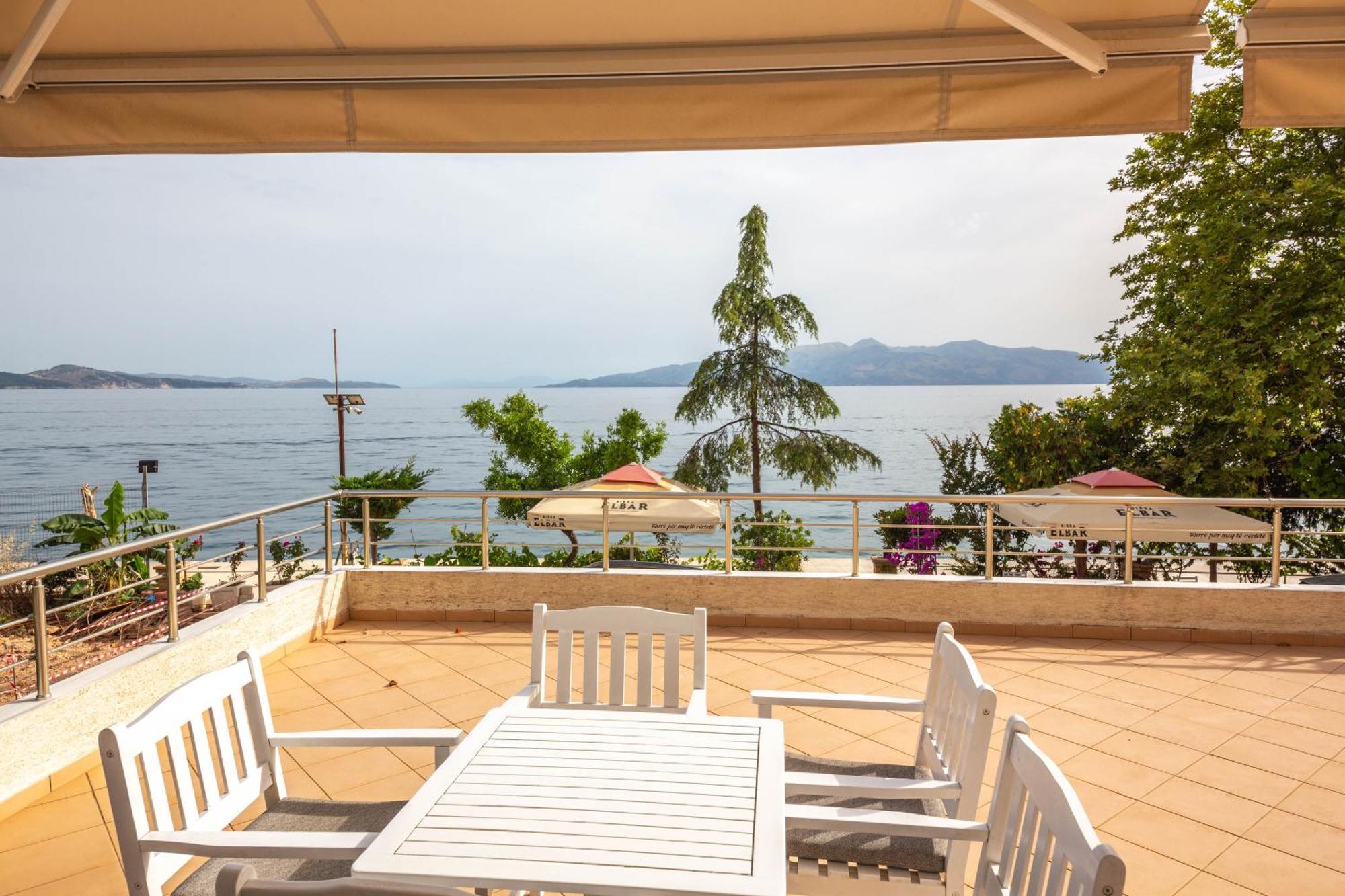 Apartments Cikuli Sarande Bagian luar foto
