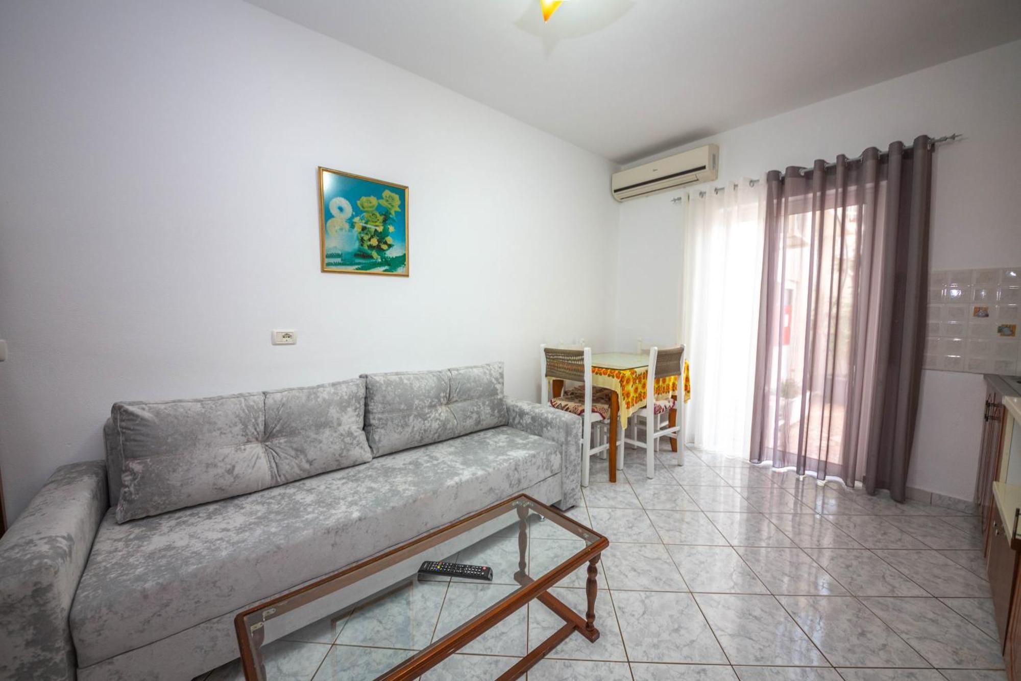 Apartments Cikuli Sarande Bagian luar foto