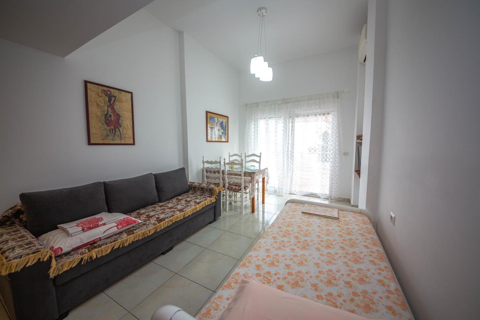 Apartments Cikuli Sarande Bagian luar foto
