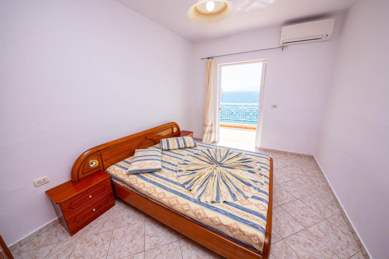 Apartments Cikuli Sarande Bagian luar foto